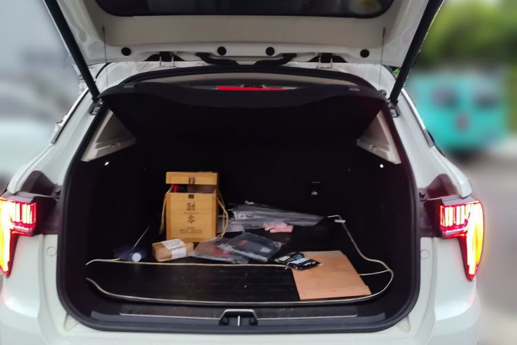 Used Lynk & Co 01 2017 2.0T Four-Wheel Drive Pro Edition Trunk