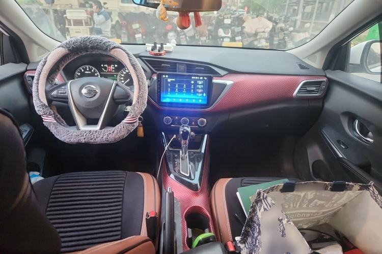 Used Nissan Lannia 2019 1.6L CVT Cool Edition China V Standard Center Console