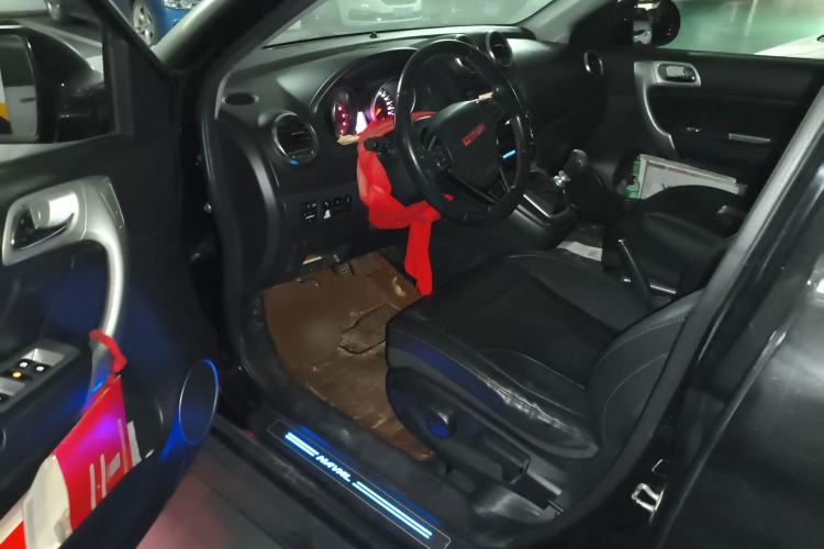 Used Haval H6 2014 Upgraded Model 1.5T Manual Two-Wheel Drive Elite Version Driver Seat