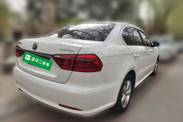 Used Volkswagen Lavida 2015 1.6L Automatic Fashion Edition
