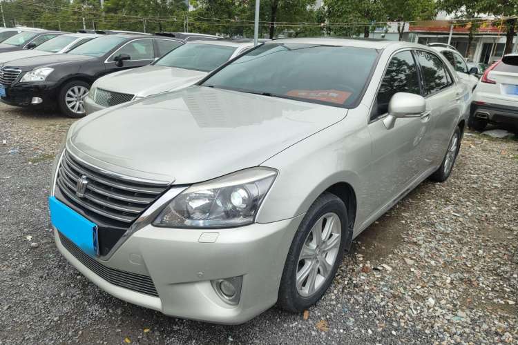 Used Toyota Crown 2012 2.5L Royal Leather Edition