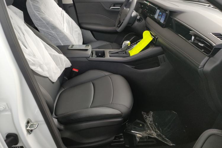 Used Roewe i5 2023 1.5L CVT Luxury Edition