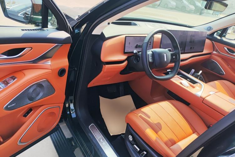 Used Wey Lanshan 2025 Four-Wheel Drive Max
