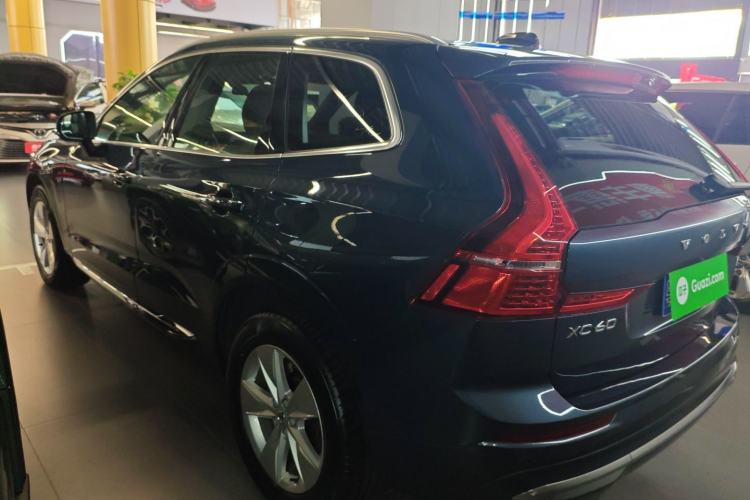 Used Volvo XC60 2022 B5 4x4 Zhiyi Luxury Edition

