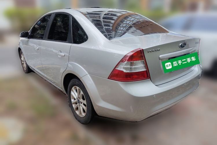 Used Ford Focus 2013 Sedan Classic 1.8L Manual Base Model
