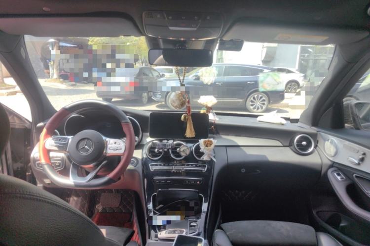 Used Mercedes-Benz C-Class 2019 C 260 Sport Edition 4MATIC Center Console