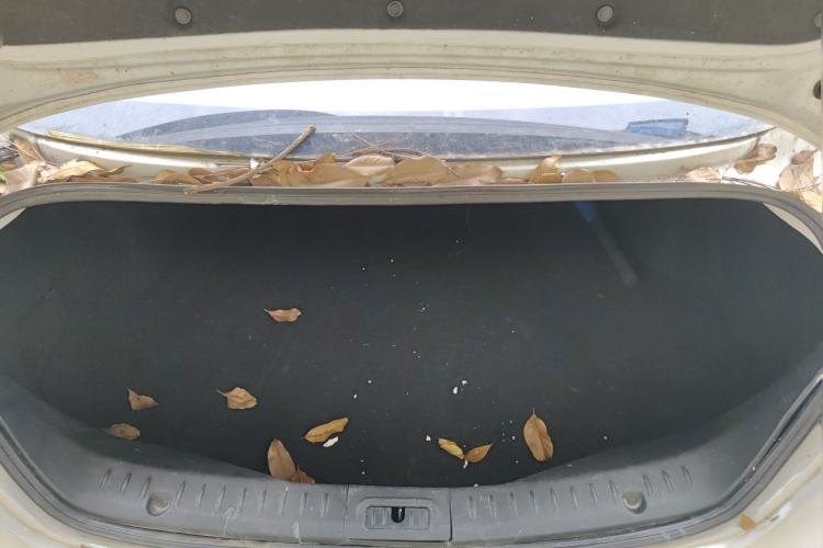 Used Bestune B70 2014 2.0L automatic comfort version Trunk