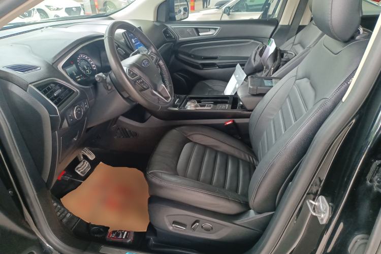 Used Ford Edge 2020 EcoBoost 245 Two-Wheel Drive Titanium 7-Seater Left Front Seat