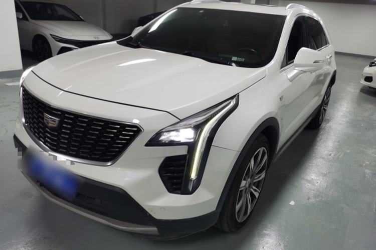 Used Cadillac XT4 2018 28T 4x4 Platinum Edition