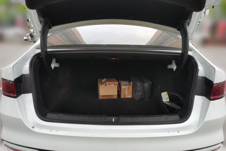 Used BYD Qin PLUS 2024 HONOR Edition DM-i 55KM Leading Model Trunk