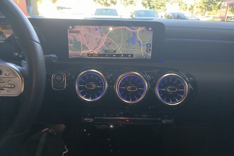 Used Mercedes-Benz A-Class 2021 A 200 L Sport Sedan Fashion Model
