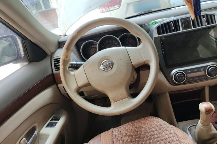 Used Nissan Sylphy 2009 1.6 XL Manual Luxury Sunroof Edition Steering Wheel