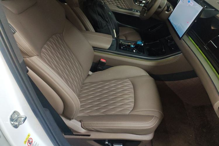 Used BYD Han 2023 EV Champion Edition 605KM Front-Drive Premium Model
