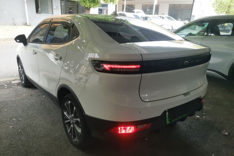 Used ORA iQ 2018 High-Range Version Smart Connectivity Model
