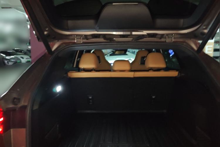 Used Roewe RX5 New Energy 2023 eRX5 Super Hybrid Prestige Edition Trunk