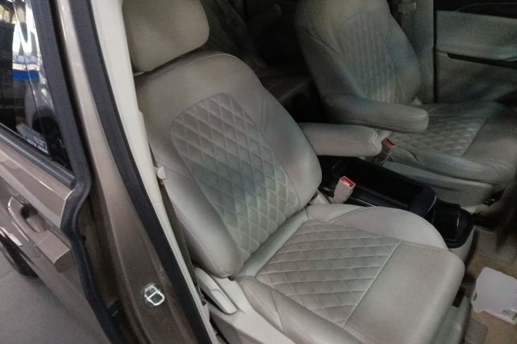 Used Buick GL8 2022 ES Landtrek 653T Comfort Edition
