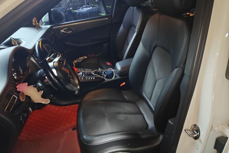 Used Porsche Macan 2018 Macan 2.0T