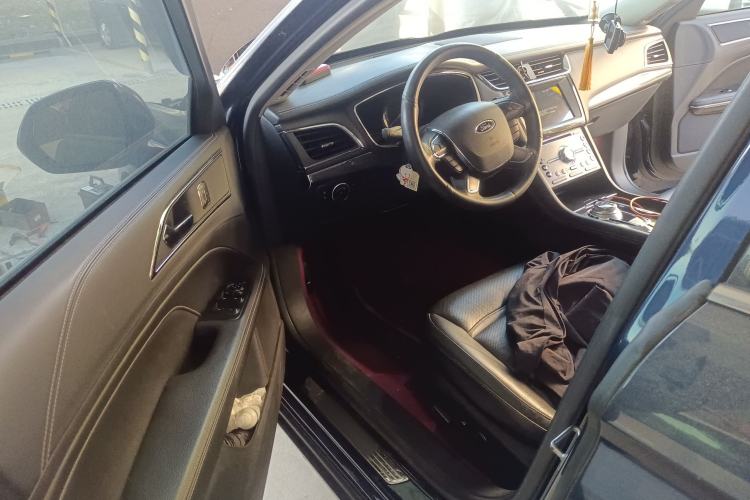 Used Ford Taurus 2015 EcoBoost 245 Luxury Model
