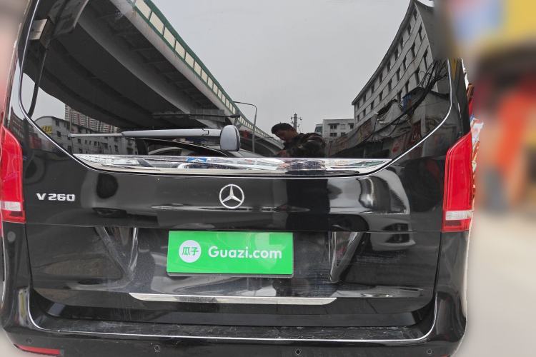Used Mercedes-Benz V-Class 2018 V 260 Avantgarde Edition China VI
