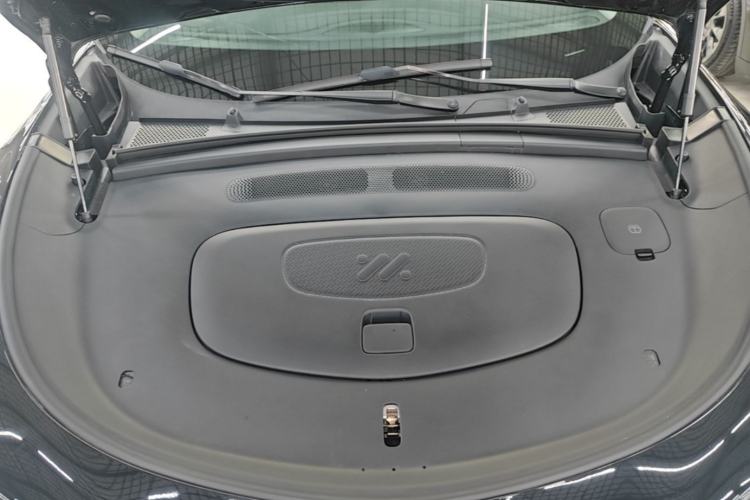 Used IM LS6 2023 Max Standard Edition