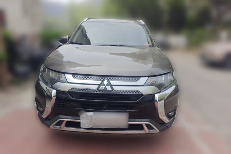 Used Mitsubishi Outlander 2020 2.4L 4x4 Zhi Xiang Edition 5 Seats