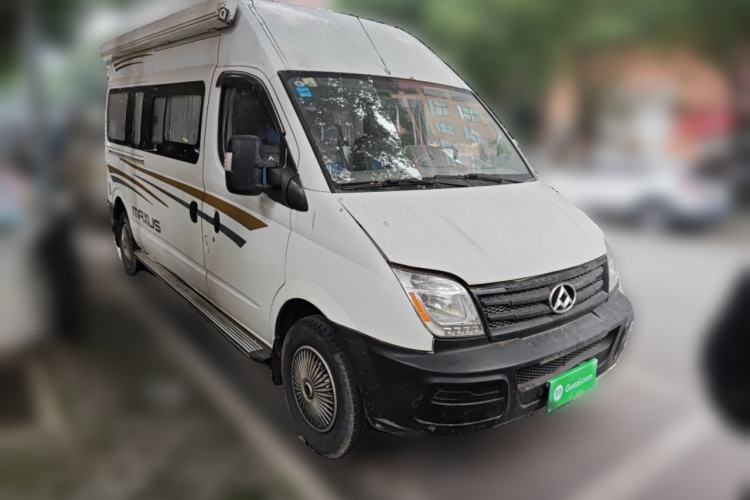 Used SAIC MAXUS Xintu V80 2014 2.5T Aoyuntong Long Wheelbase High-Roof Model