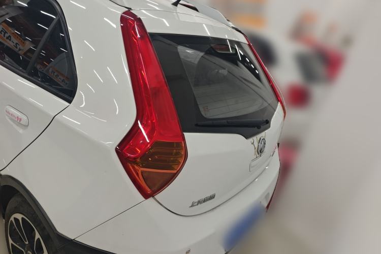 Used MG 3SW 2015 1.5L AMT Elite Model
