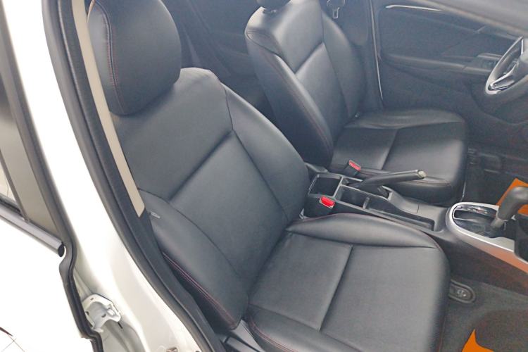 Used Honda Fit 2016 1.5L SE CVT Fashion Model Right Front Seat