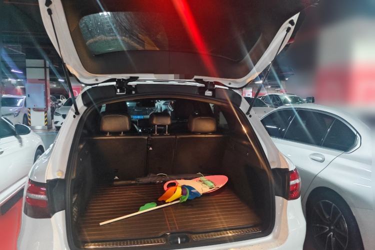 Used Mercedes-Benz GLC 2017 GLC 260 4MATIC Dynamic Edition
