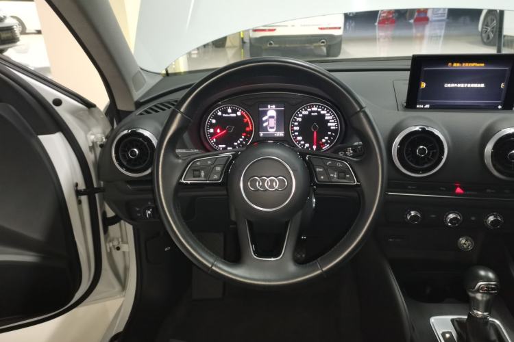 Used Audi A3 2019 Limousine 35 TFSI Fashion Edition China V standard
