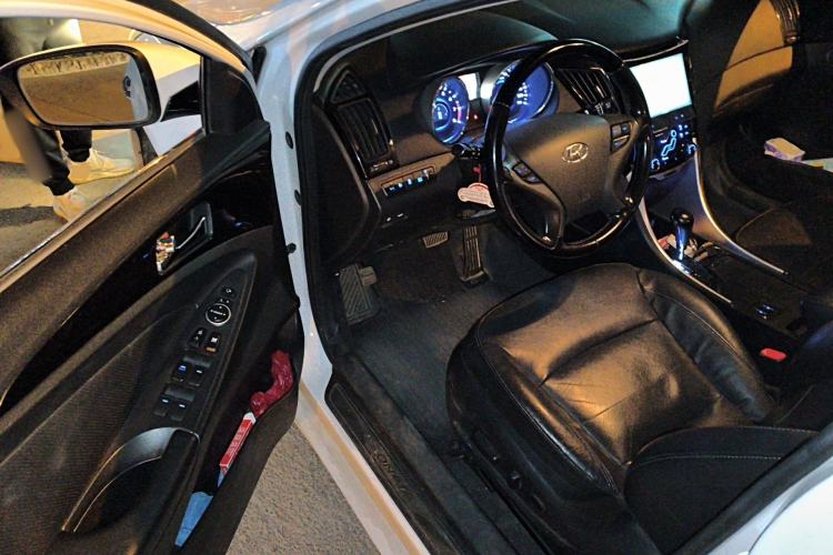 Used Hyundai Sonata 2015 Classic 2.4L Automatic Leading Edition China IV Standard