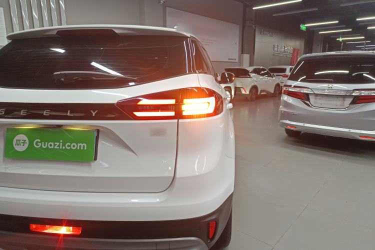 Used Geely Auto Emgrand X7 Sport 2022 1.8TD DCT Zhiya Trim