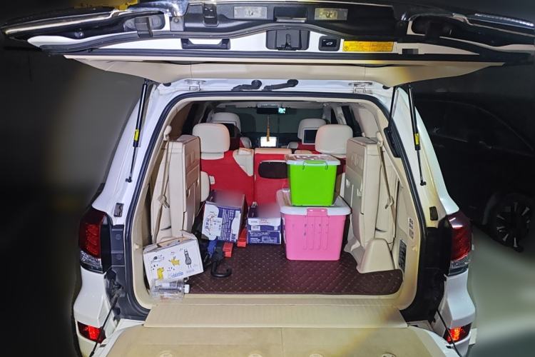 Used Lexus LX 2013 570