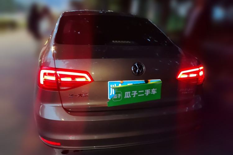 Used Volkswagen Sagitar 2015 230TSI Manual Comfort Version