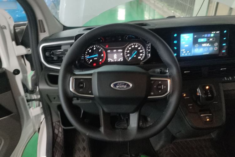 Used Ford Transit 2023 2.0T Diesel Automatic Multi-Function Commercial Vehicle Mid-Axle Low-Roof Design 5/6 Seats
