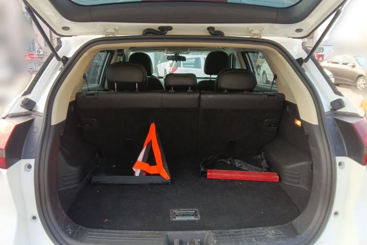 Used Geely Auto Emgrand X7 Sport 2018 1.8TD Automatic Two-Wheel Drive Smart Connect 4G Internet Edition Trunk