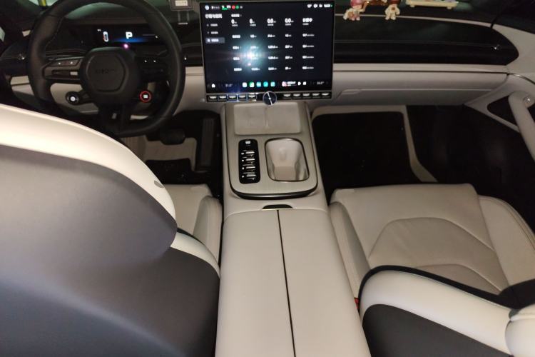 Used Xiaomi Auto SU7 2024 Rear-Drive Ultra-Long Range Advanced Pro-Level Intelligent Driving Version