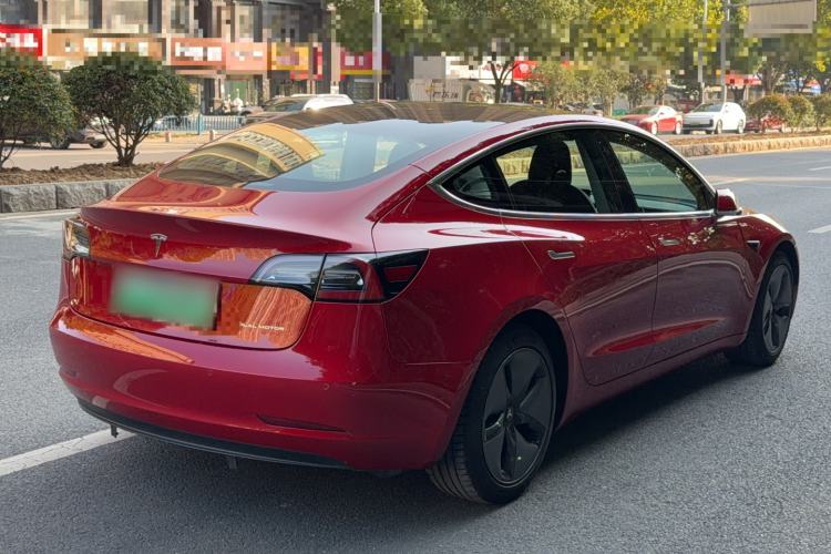 Used Tesla Model 3 2019 Long-Range All-Wheel-Drive Version
