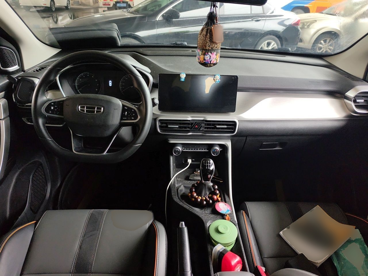 Geely Auto Coolray 2023 1.4T Manual Gold Edition — снимка 6