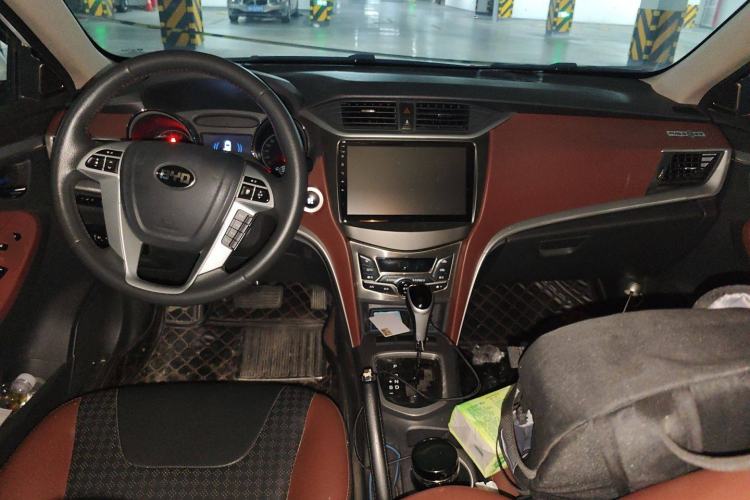 Used BYD G5 2014 1.5TID Automatic Prestige Model