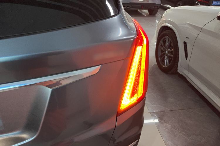 Used Cadillac XT5 2018 25T Luxury Model