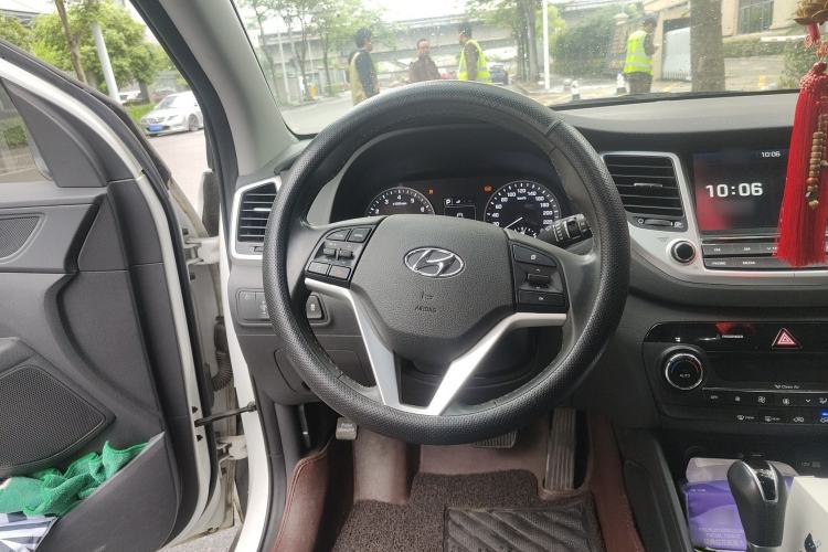 Used Hyundai Tucson 2015 1.6T Dual-Clutch Two-Wheel-Drive Smart Model