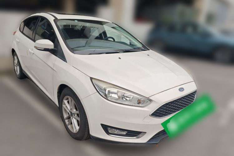 Used Ford Focus 2015 Hatchback EcoBoost 125 Automatic Supreme Style Edition

