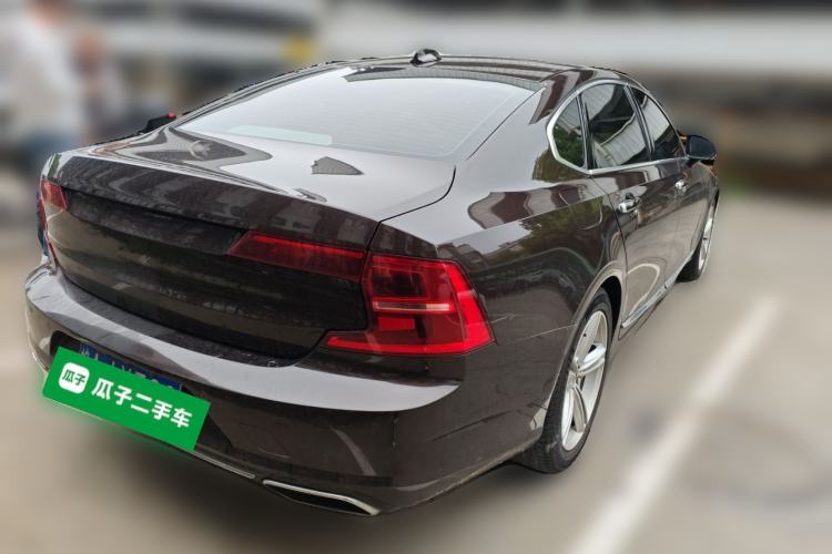 Used Volvo S90 2019 T4 Zhiyi Edition Rear Right 45 Deg