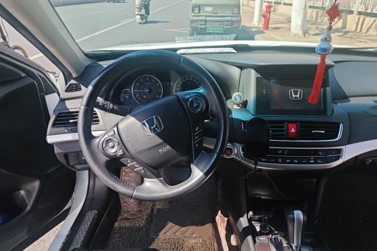 Used Honda Crosstour 2016 2.4L Luxury Edition Steering Wheel