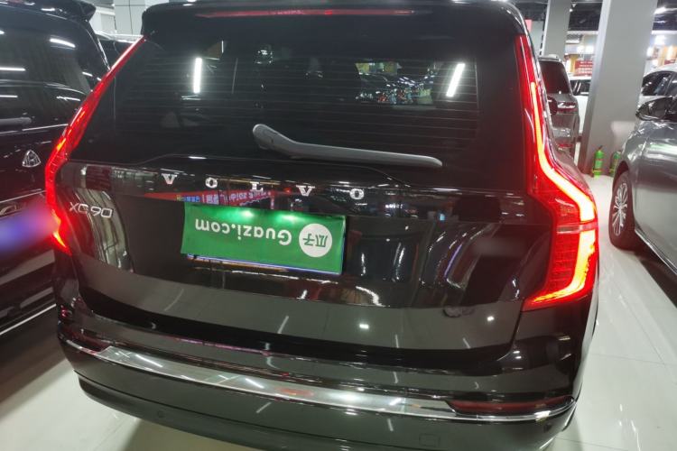 Used Volvo XC90 2023 B6 Zhiyi Luxury Edition 7-Seater
