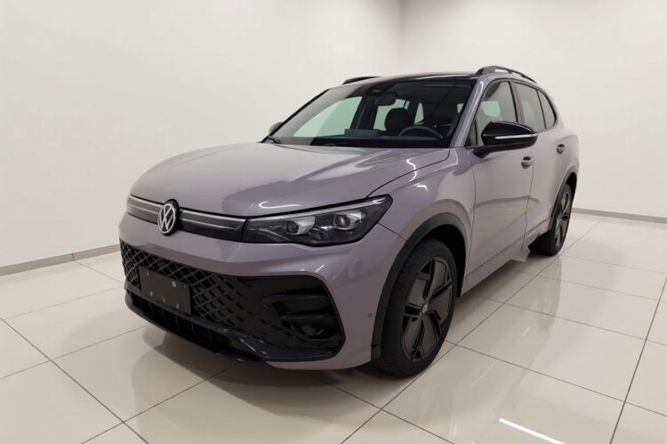 Used Volkswagen Tiguan L 2024 PRO 330TSI Two-Wheel Drive R-Line Prestige Edition