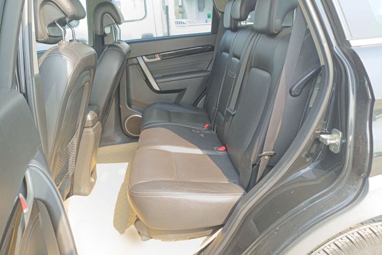 Used Chevrolet Captiva 2015 2.4L Two-Wheel Drive Urban Version 7 Seats