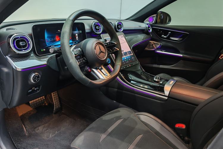 Used Mercedes-Benz C-Class AMG 2024 AMG C 43 4MATIC Interior 5