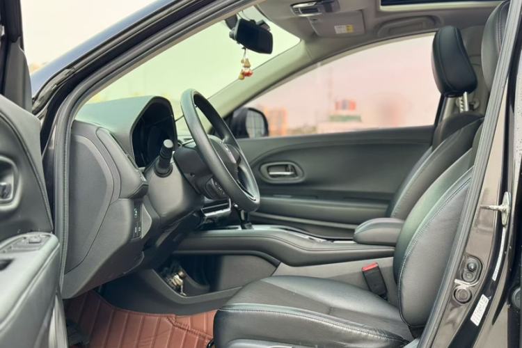 Used Honda Vezel 2019 220 TURBO CVT Luxury Edition China VI
